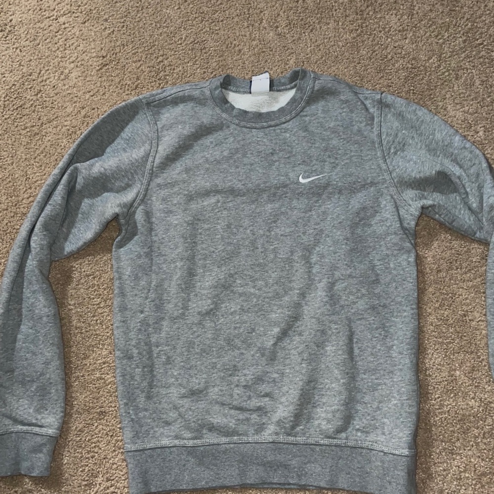 Nike sweater